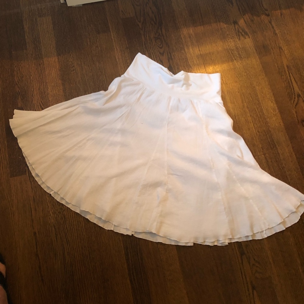 J Crew white cotton lined skirt.